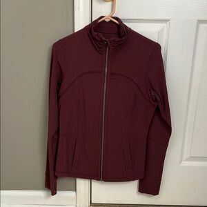 Lululemon Jacket with High Collar and Slim Fit